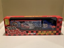 Tide NASCAR 1997 1:64 Racing Team Transporter Ricky Rudd 10