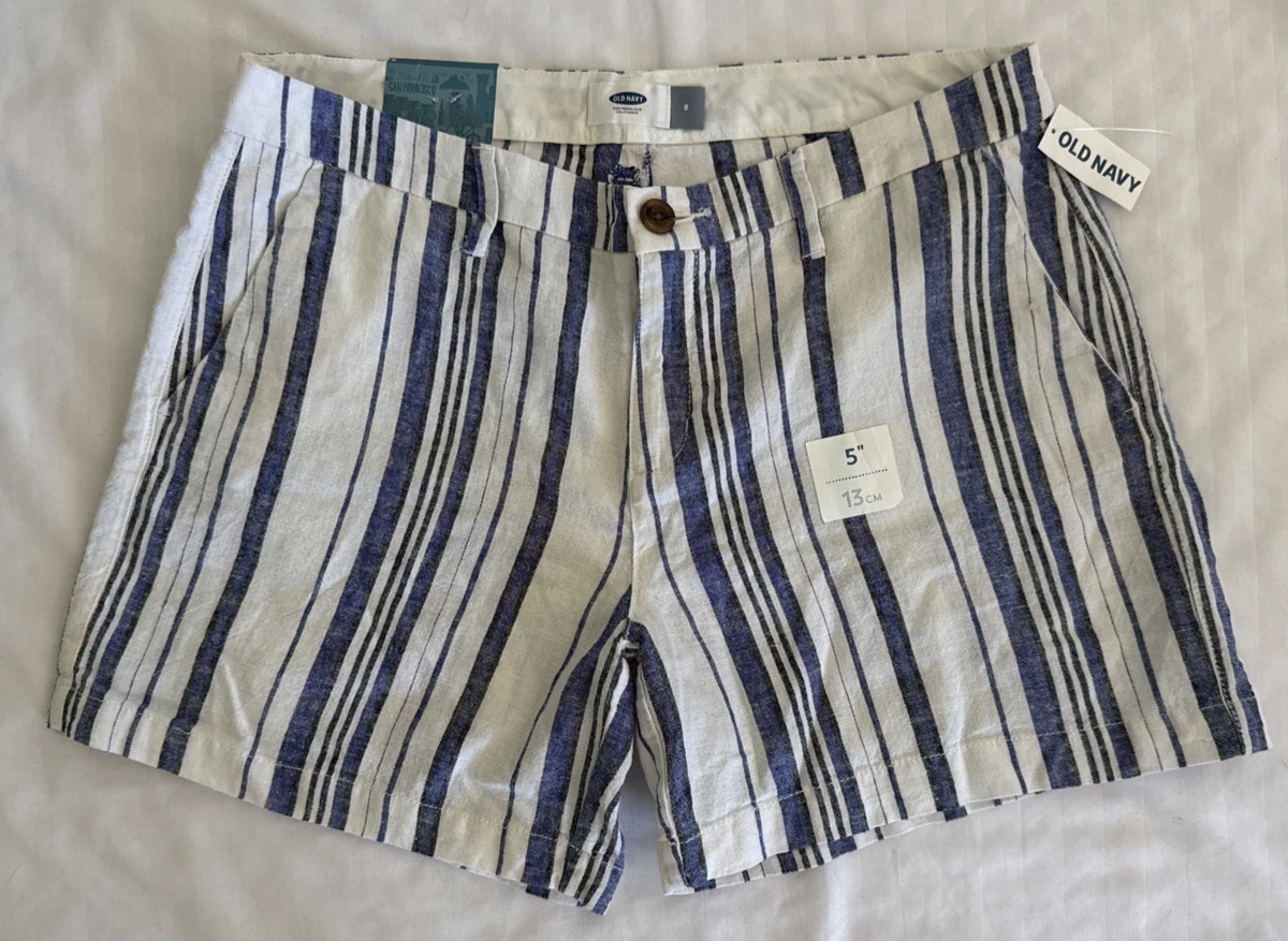 Women's Old Navy Higher High-Waisted Button-Fly Sky-Hi A-Line Cut-Off Jean Short