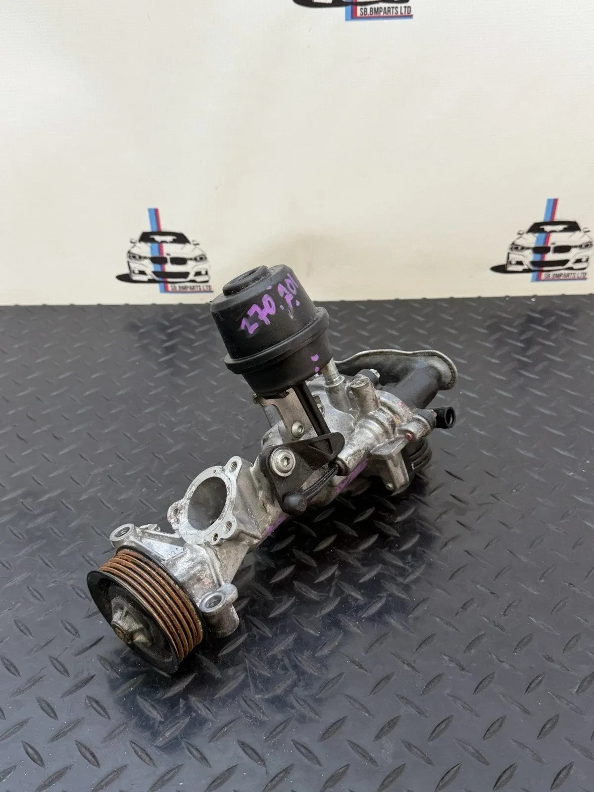 MERCEDES A CLASS W176 1.6i 270.910 WATER PUMP 2014. 015001803 RT