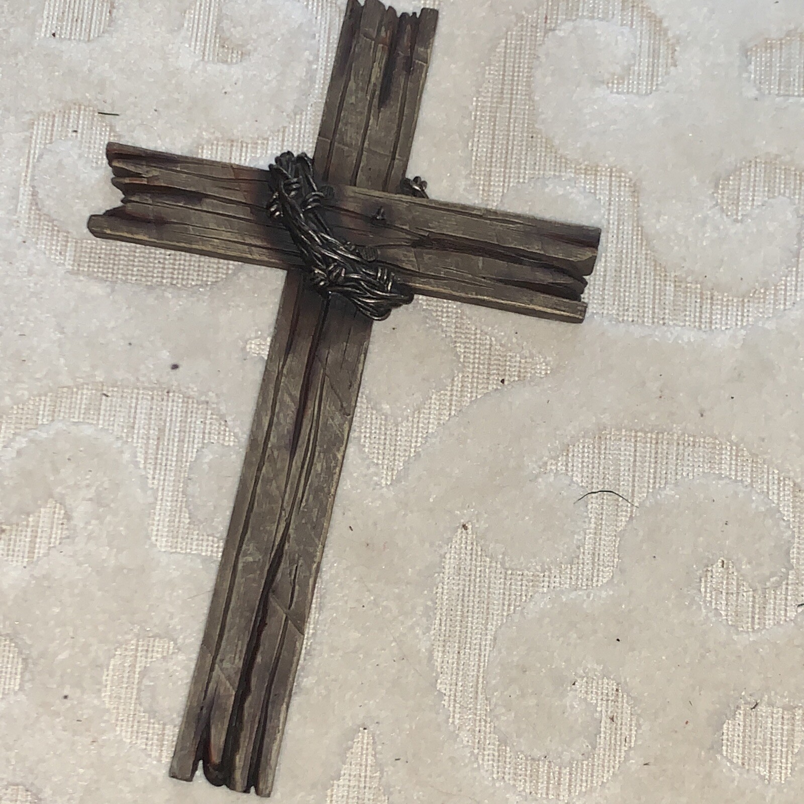 JESUS Barbed Wire Religious Lifelike Cross 20x12 weighted wall plaque
