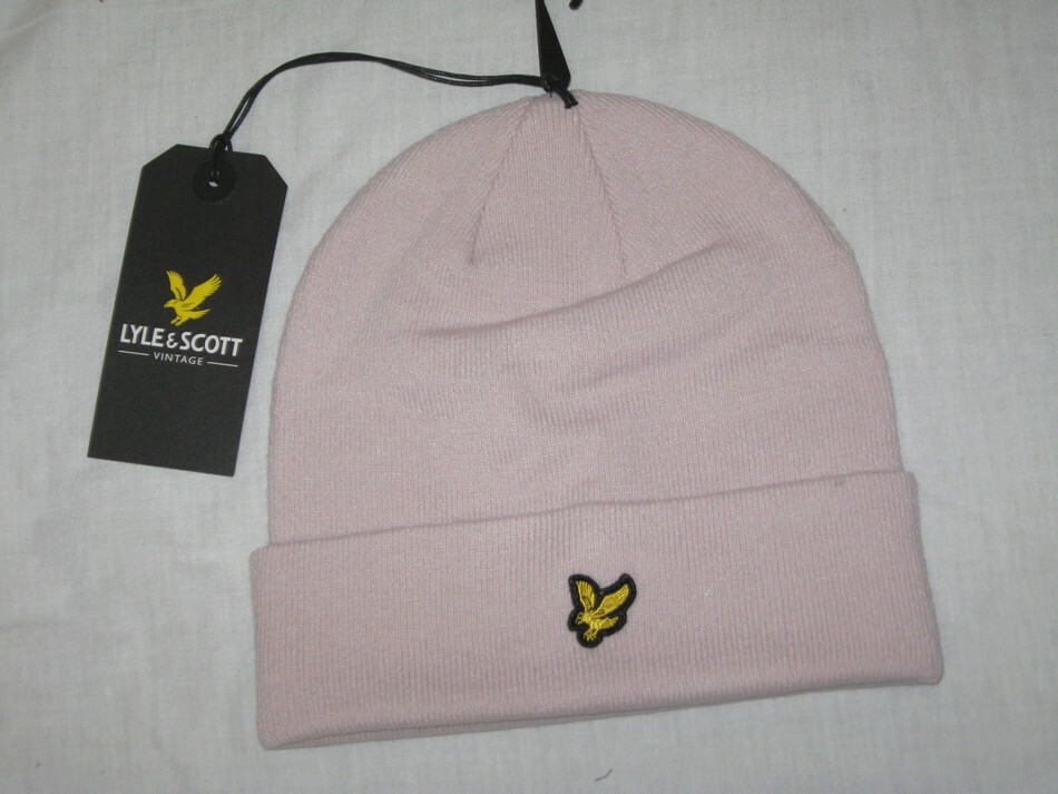 BNWT - LYLE & SCOTT Vintage Knitted Beanie Hat   Dusky Lilac Pink