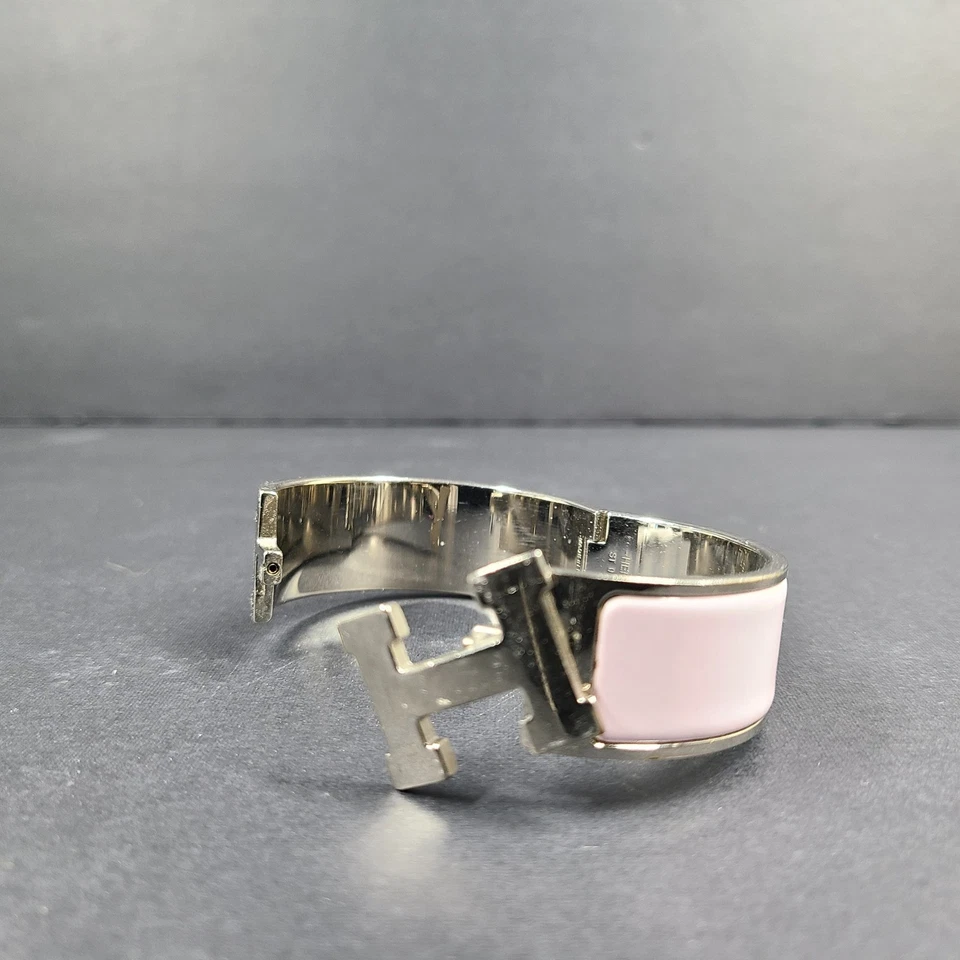 Pulsera Hermes Clic Clac H Plata Esmalte Rosa Claro Ancho PM 100% Auténtica Foto 4 de 4