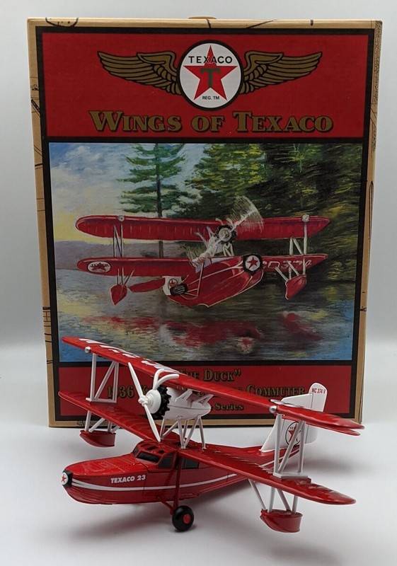 Ertl 19538 1:44 Wings Of Texaco #8 - 1936 Keystone-Loening Bi-Wing Coin Bank  MT