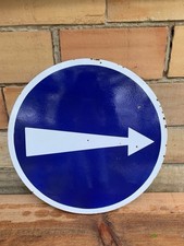 Panneau de signalisation émaillé 