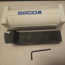 Seco Indexable Turning Toolholder: CFMR15003E Clamp  1-1/2 x 1-1/2" Shank LOT927
