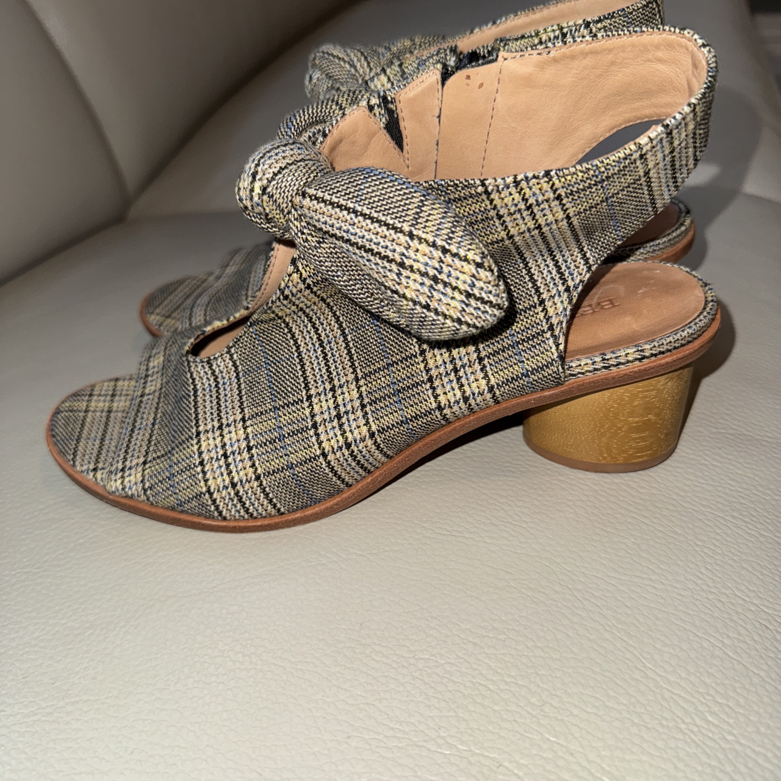 Bernardo Luna Sandal Bootie Women’s 7M Plaid 2