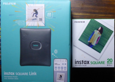 Fujifilm INSTAX Square Link - AR-Print - Green - Smartphone Printer-20 Sheets