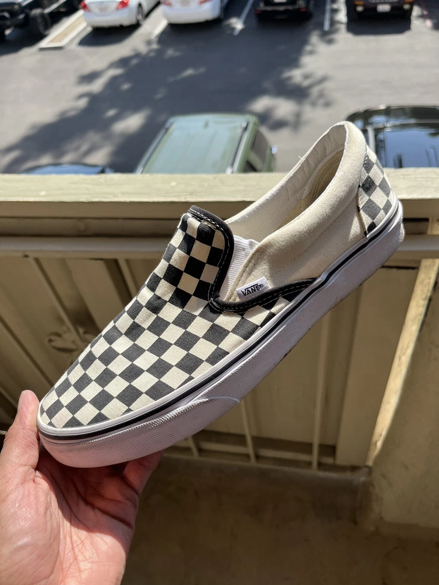 Apple and hotsell white checkered vans