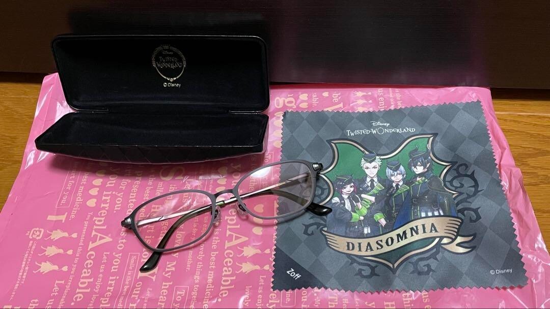 The second edition of Disney Twisted Wonderland Zoff collaboration