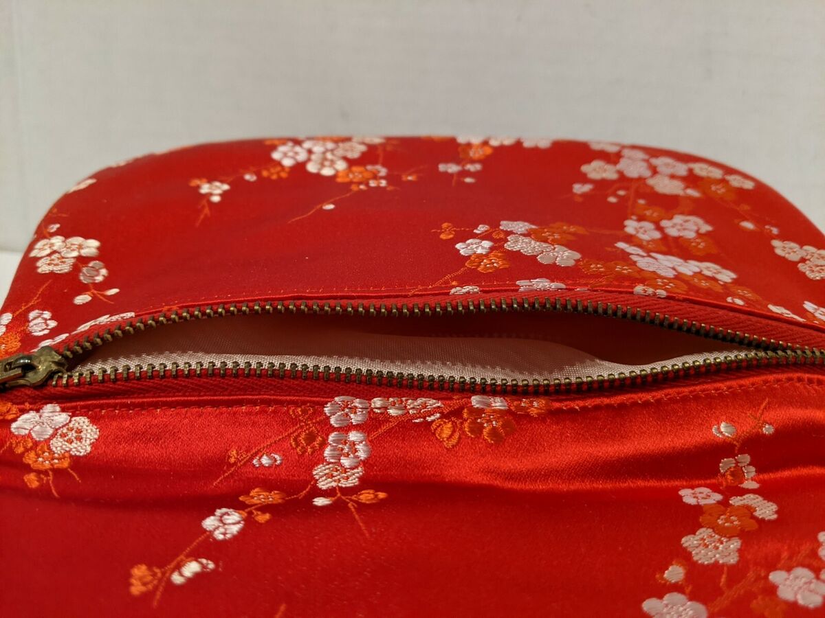 Vintage M. Yamamoto & Co. Clutch Satin/Silk Hand-Bag: Kyoto Vintage M. Yamamoto & Co. Clutch Satin/Silk Hand-Bag: Kyoto