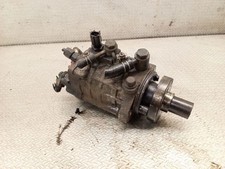 Carburateur Nissan PRIMERA