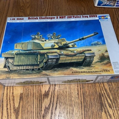 Trumpeter #00323 British Challenger 2 MBT Iraq 2003 1:35 Open Box - Started !