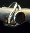Vintage Black Onyx and  curved Sterling Silver Ring Size 7 — photo 1