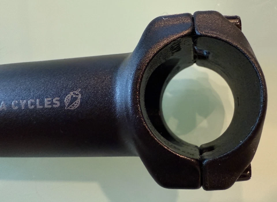 Vástago guía de salsa 100 mm ±6° - Abrazadera 31,8 / Dirección 11/8 - Negro - Excelente Foto 2 de 4