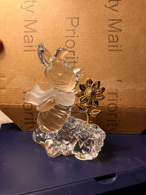 Lenox Crystal PIGLET with Flower Sculpture Winnie the Pooh