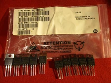 Motorola On Semi 5V/1A  Regulator MC7805ACT TO-220, 10pcs