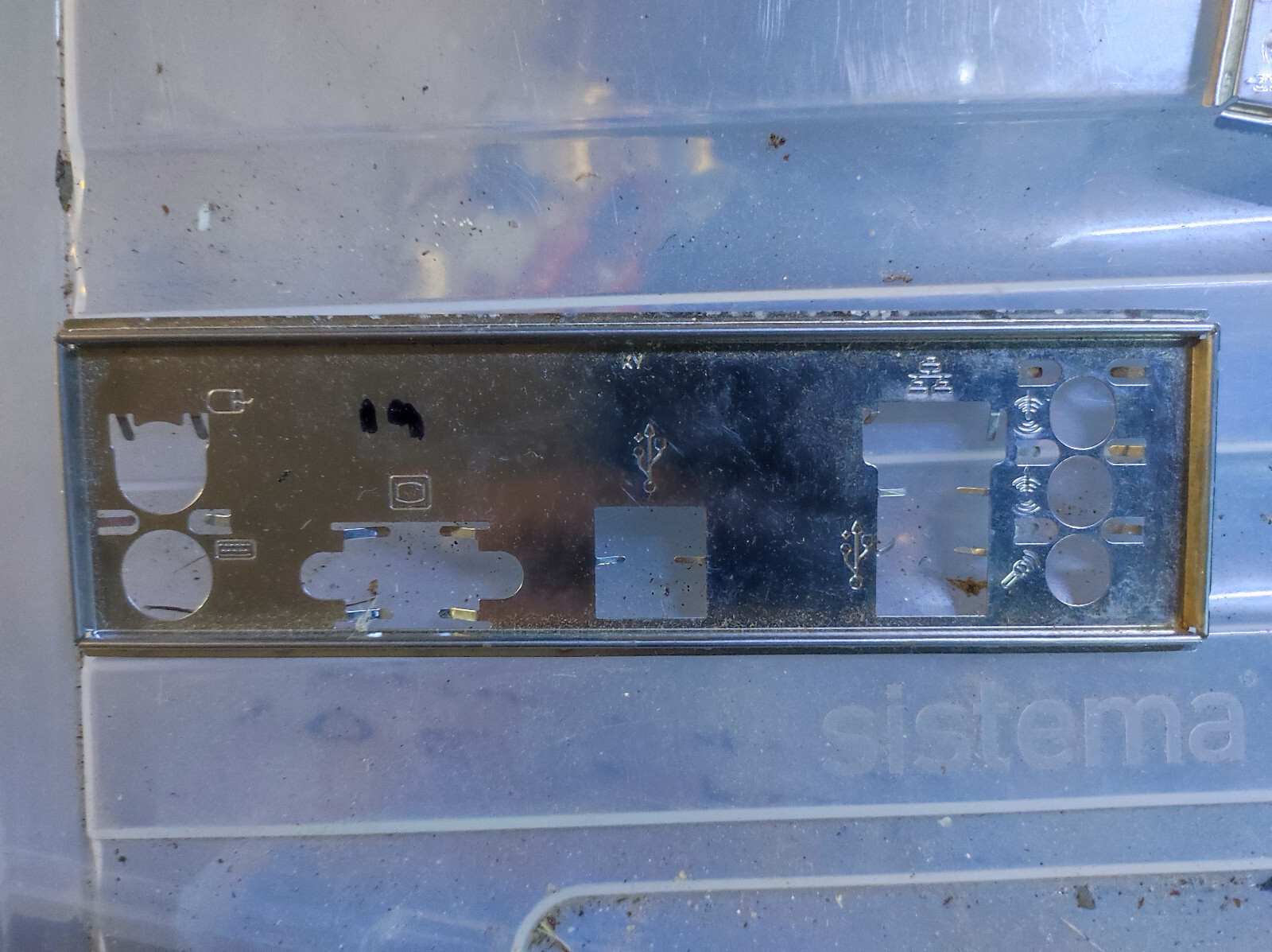 I/O plates for computer motherboards pre 2004 # 19 | eBay