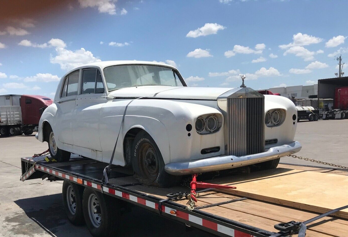 ROLLS ROYCE CLOUD PHANTOM BENTLEY HORN PUSH. LARGEST 1946-65 INVENTORY ON EARTH