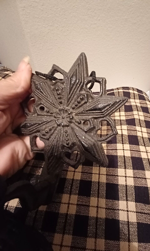 Farmhouse Outdoor Dinner Bell Rustic Snowflake Cast Iron Wall Mounted Ornate - Picture 5 of 9