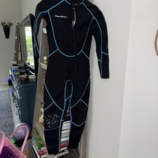 Seaskin 3mm Shorty wetsuit Unisex size extra small new black w Teal NEW