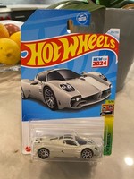 Hot Wheels 2024 Pagani Utopia 205/250 Hw Exotics 5/10 Silber 1:64 Diecast