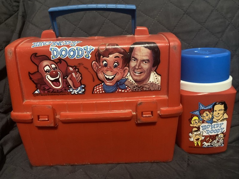 VINTAGE PLASTIC LUNCH BOX PAIL HOWDY DOODY W THERMOS 1977 COMPLETE CLOWN SHOW 
