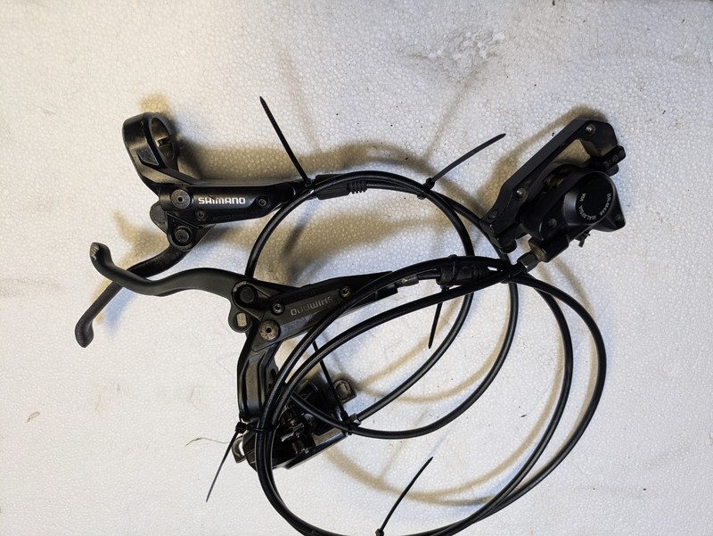 Shimano Hydraulic Disc Brake Set Front and Rear /1/
