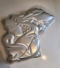 1984 Wilton Dragon Cake Pan Mold Mystical Fire Breathing  2105 1750