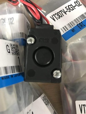 1PC NEW SMC vacuum solenoid valve VT307V-3G-01    #jg