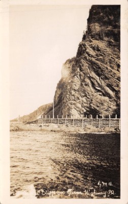 Gaspe Highway Quebec Kanada ~ Malerisch Cliffs-H V Henderson Echt Foto Postkarte