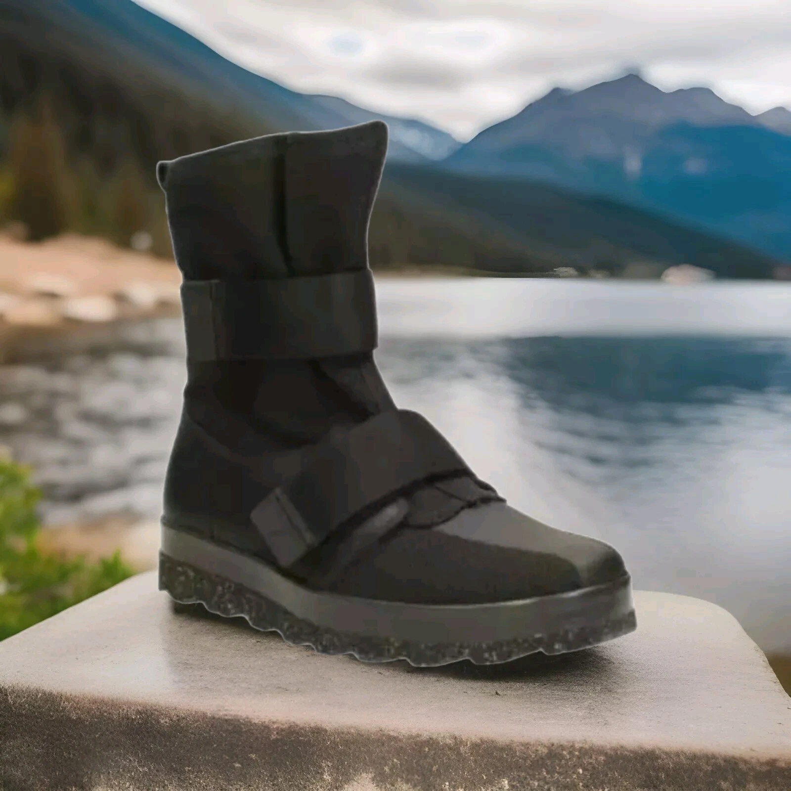 New Clarks UK 7 G /41 Khulan Frost Black Limited Edition Mongolian Military Boot
