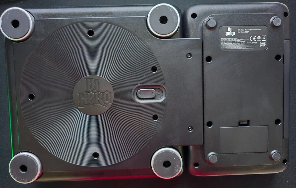 DJ Hero Turntable Controller Xbox360 model 95849.809 *FOR PARTS REPAIR* - Image 4 of 4