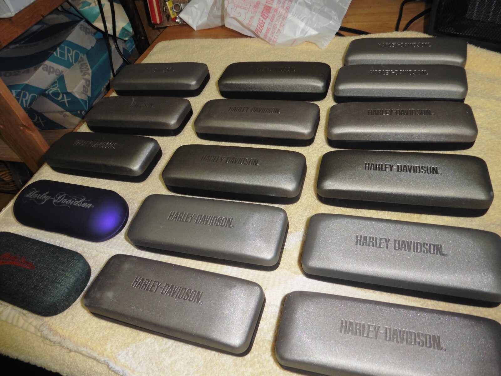 16 estuches rígidos para gafas Harley Davidson nuevos