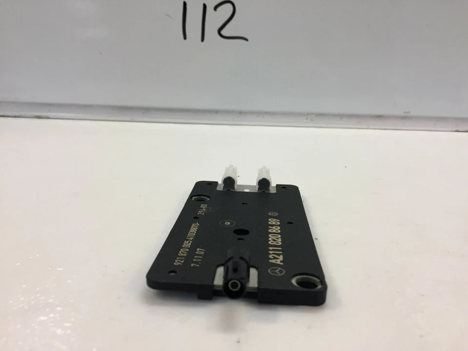 06-09 Mercedes-Benz CLK350 Antena Radio Amplificador Booster Módulo de Control OEM Foto 3 de 4