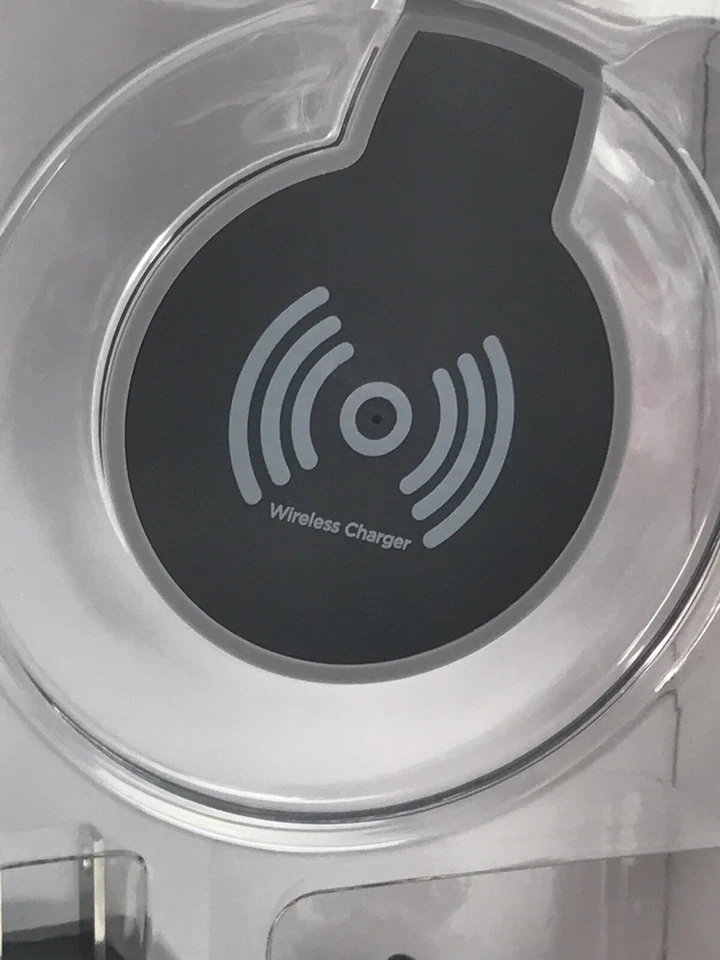 Kit de paquete de inicio inalámbrico Naztech para iPhone 7/8 Foto 4 de 4