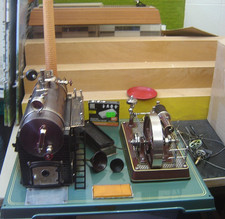 Maszyna parowa Fleischmann 135/2 w bardzo dobrym stanie z kartonem "Używana"(173