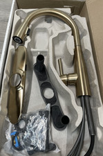 Delta 9113-CZ-DST Pull-Down Kitchen Faucet -Champagne Bronze READ 