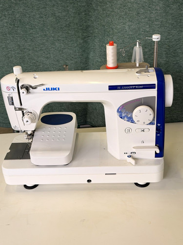 JUKI TL-2200QVP Mini Mechanical Household Sewing Machine Free Arm Quilting