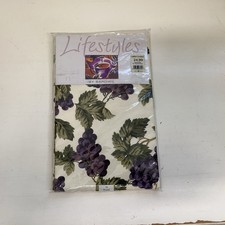 NWT lifestyles by bardwil tablecloth 70 round grapes leaves merlot