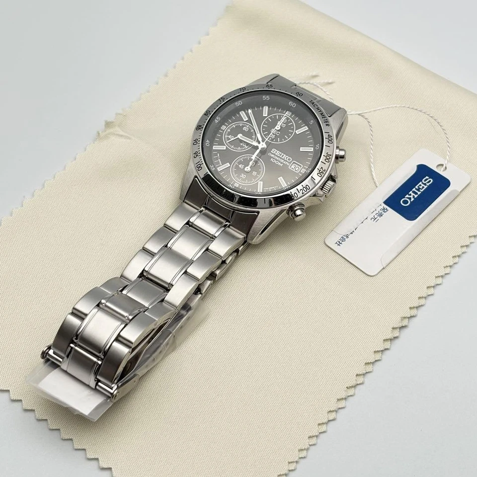 Orologio da uomo SEIKO Chronograph SND367PC in acciaio inossidabile nero argento - Immagine 4 di 4