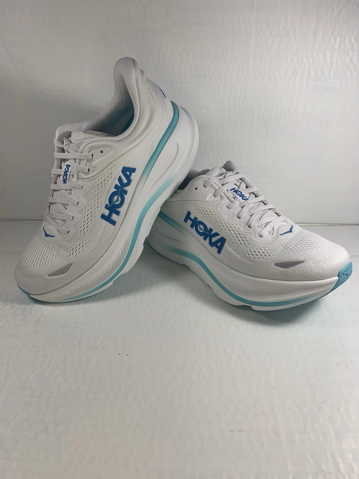 Size 10 - Hoka One One Bondi 9 (White/Blue) Men's Running Shoes