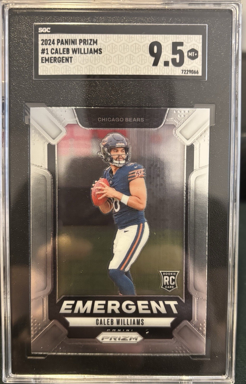 2024 Panini Prizm - Emergent Caleb Williams #1 (RC)