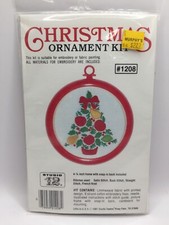 Embroidery Cross Stitch Ornament Kit, Vintage, New, Crafty Christmas Gift
