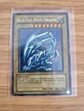 Yu-Gi-Oh! Blue-Eyes White Dragon SDK-001 LP (crease) FAST SHIP