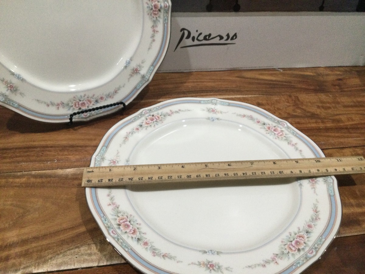 NORITAKE Ivory China, Rothschild Pattern (7293), Japan, one 5 Pc