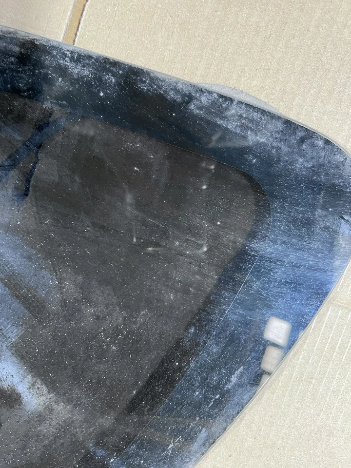 Toyota Starlet Glanza EP91 1996-1999 OSR Driver Rear Quarter Glass Window JDM OE - Image 2 of 3