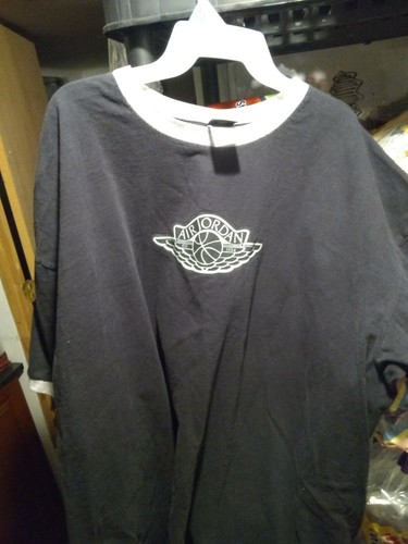 Nike Air Jordan Wings Gray \u0026 Black Tee 