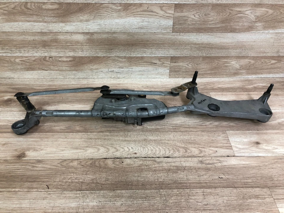 MERCEDES BENZ OEM X164 W164 GL450 ML500 FRONT WINDSHIELD WIPER WITH MOTOR - Image 4 of 4