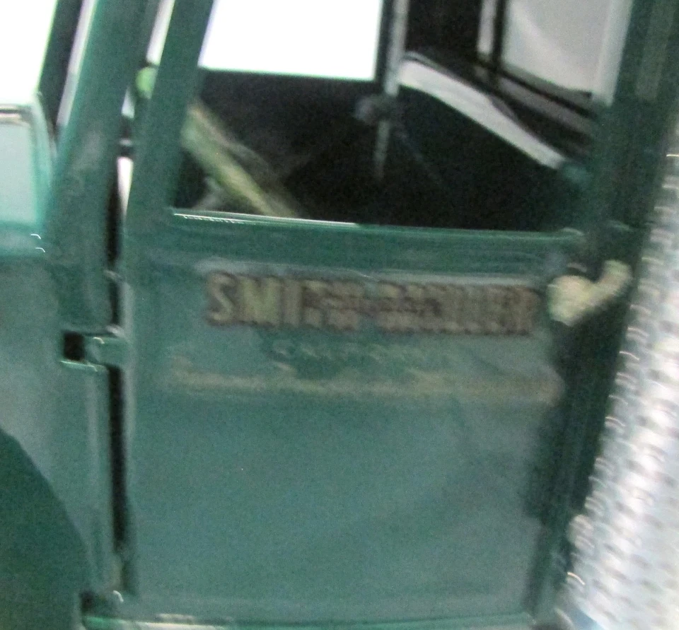 Caminhão-tanque vintage Smith-Miller Arden leite e sorvete, década de 1950 - Imagem 4 de 4