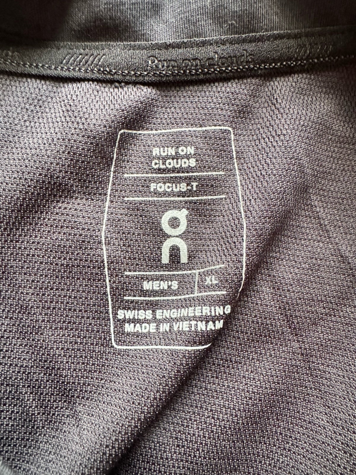 On Cloud Running Performance Tee Black - image 2